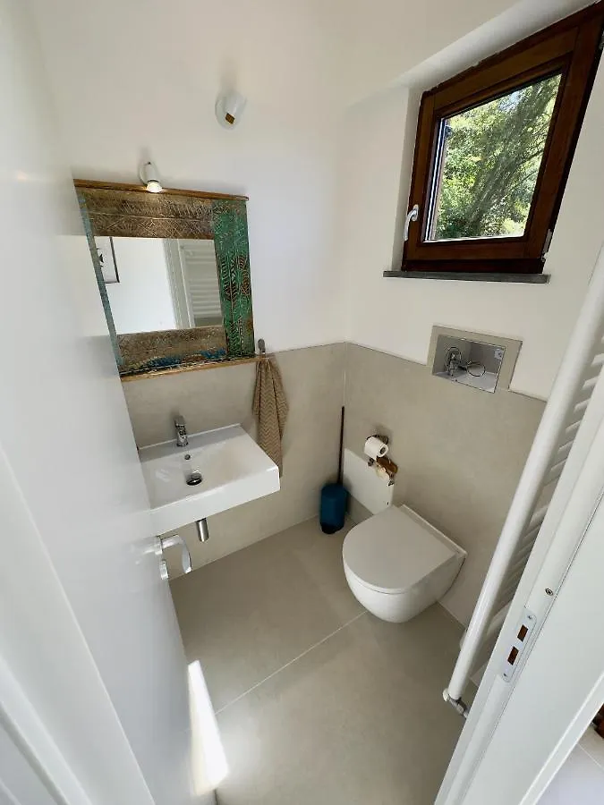 Cefalu Forest Hideout 0*,